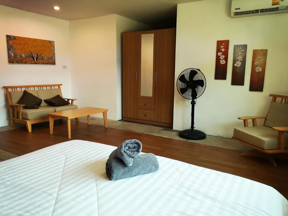 Tonmai Suites Ko Lanta Esterno foto