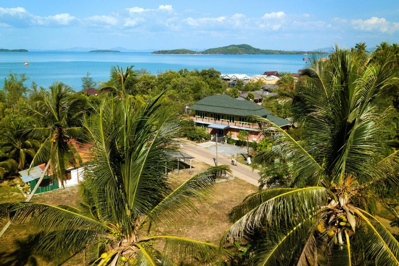 Tonmai Suites Ko Lanta Esterno foto