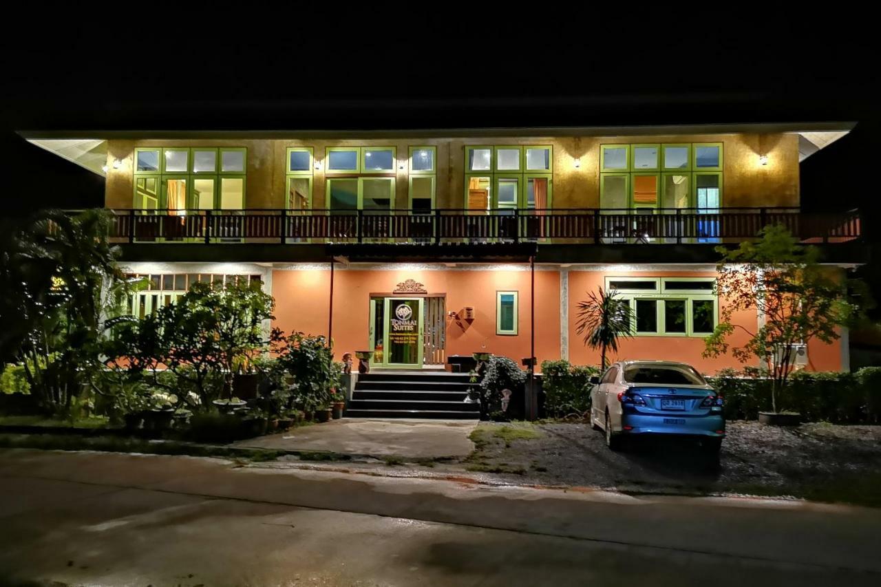 Tonmai Suites Ko Lanta Esterno foto