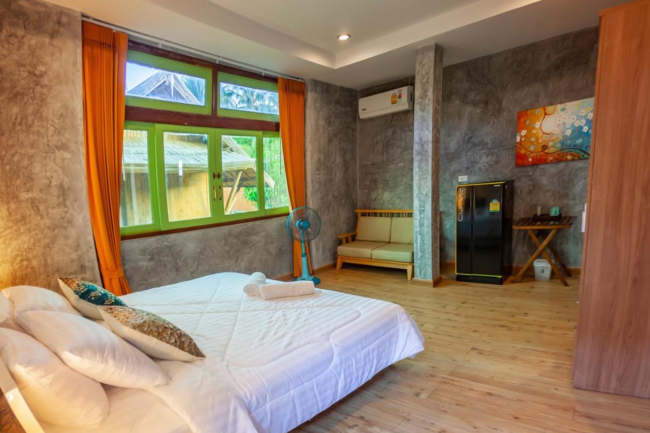 Tonmai Suites Ko Lanta Esterno foto