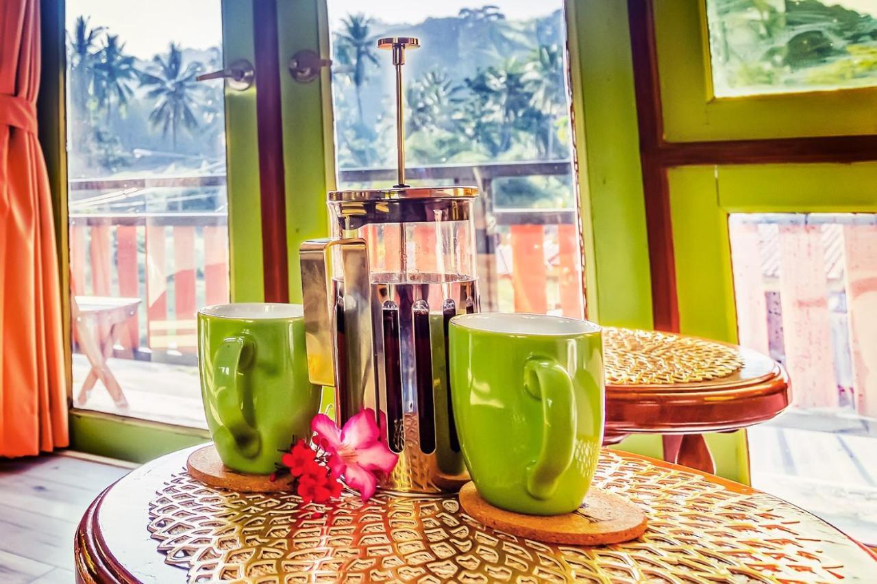 Tonmai Suites Ko Lanta Esterno foto