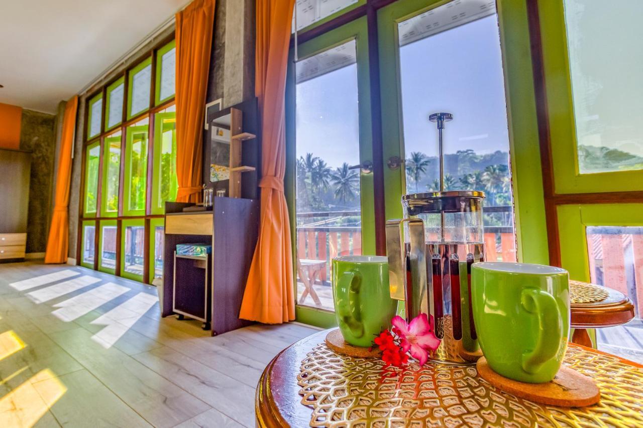 Tonmai Suites Ko Lanta Esterno foto